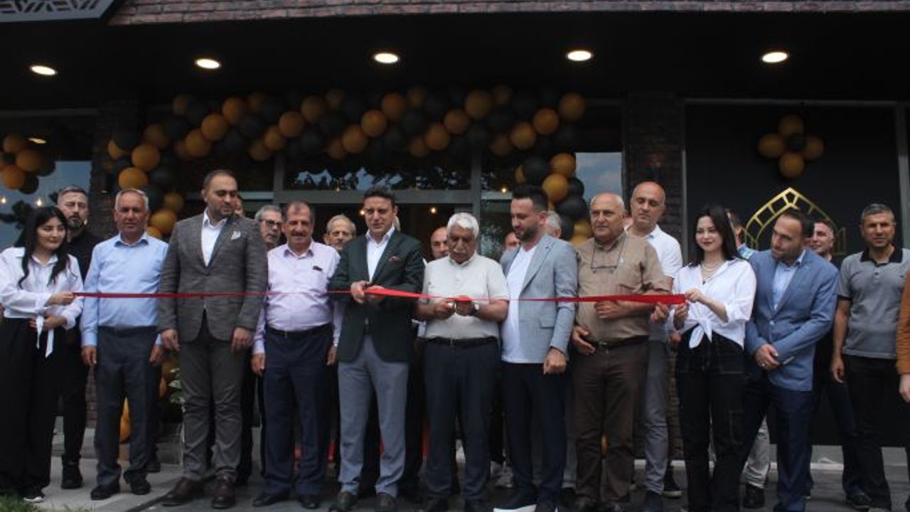 Muradiye Cantık ve Pide Çiftlikköy’de açıldı