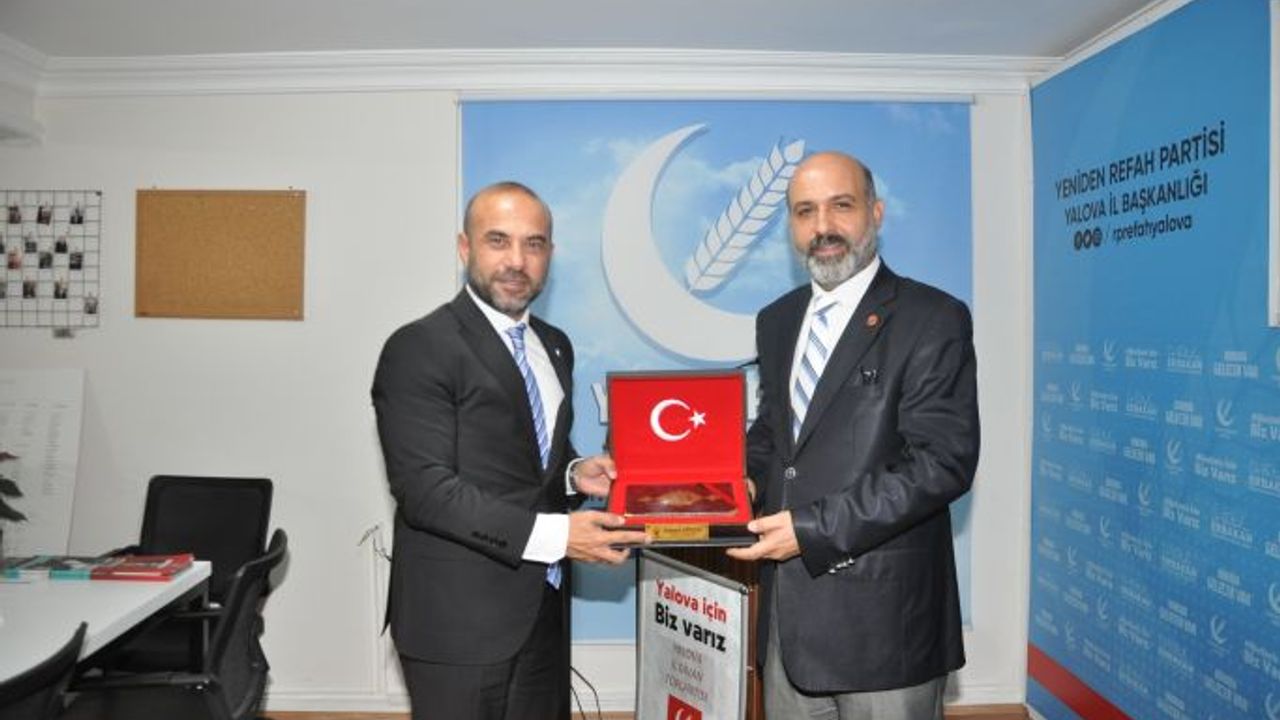 AK Parti’den Abdullah Zeki Ercan’a ‘hayırlı olsun’ ziyareti