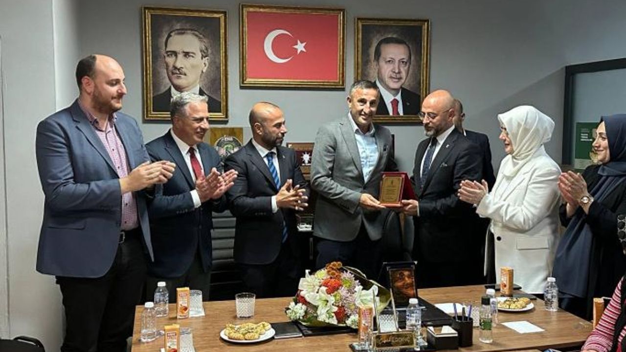 AK Parti Termal’de devir teslim töreni