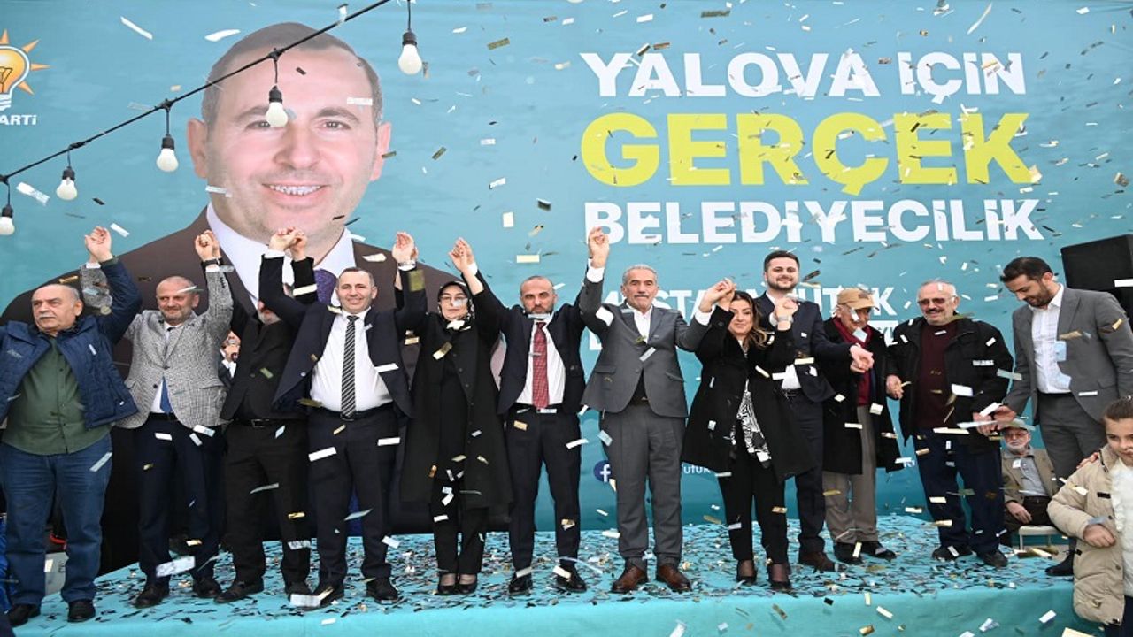 Mustafa Tutuk’un seçim ofisi törenle açıldı