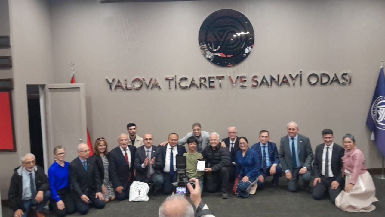 Yalova’da 13. UKFF Duygusal Anlarla Başladı: “Tegar” Filmi Büyük Beğeni Topladı