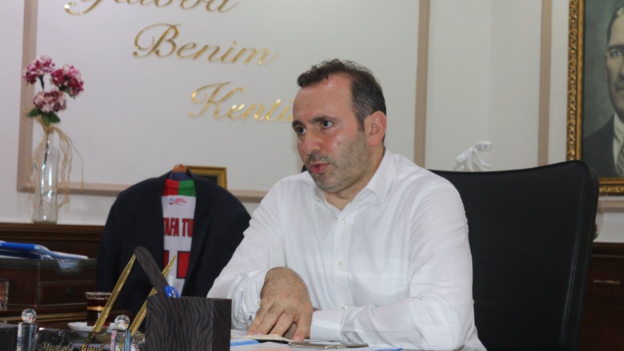 Mustafa Tutuk: “Yalova Sahipsiz Değil, Tarihi Çınarın Kesilmesi Vicdanları Yaraladı”