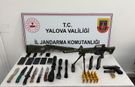 Yalova’da DEAŞ Operasyonu: 6 Şüpheli Yakalandı, Çok Sayıda Silah Ele Geçirildi