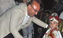 Altınova’da sünnet kayıtları devam ediyor