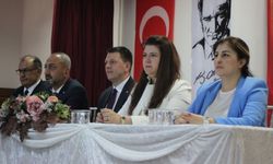 Çiftlikköy’de, ‘Adım Adım 2023; İlçe İlçe Anlatma ve Aydınlatma Toplantısı’ yapıldı