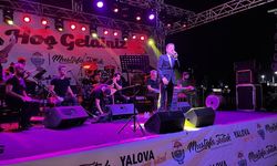 Yalova'da sanatçı Mustafa Yıldızdoğan konser verdi