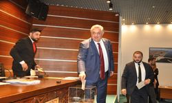 Yalova Belediye Meclisi yeni dönemde ilk kez toplandı