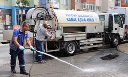 Mazgallar koku ve sel riskine karşı temizleniyor