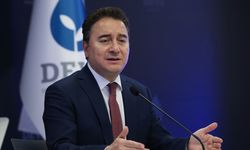 Ali Babacan: Demokrasi Tehlikede