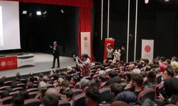 Erzurum’da Bilişim Çağında Dezenformasyon Konferansı