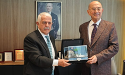 Şener'den Ankara'ya çıkartma
