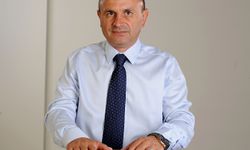 Dr.Metin Oral; Annelerimizin Değeri Bir Günle Sınırlanamaz”