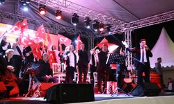 Çiftlikköy’de Türkü Gecesi Unutulmaz Anlara Sahne Oldu