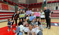Altınova Belediyespor Küçük Kızlarda Şampiyon