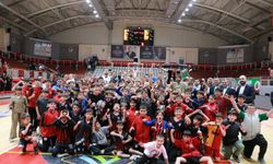 Çiftlikköy Belediye Play-Off’ta Şov Yaptı