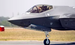B-2’ler Fordo’yu Vuracak mı? ABD’nin Kararı Bekleniyor
