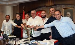 Yeşil Yalova FK, Başkan Gürel’i Ziyaret Etti