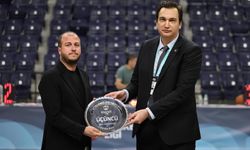 Çiftlikköy Belediyesi Basketbol’da Türkiye Üçüncüsü