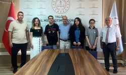 Genç Yeteneklerden Türkçeye Sanatsal Dokunuş