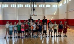Basketbolun İlk Adımı Yalova’da Atılıyor: Yaz Spor Okulları Coşkuyla Devam Ediyor