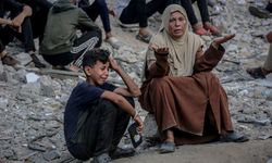 Gazze’de Açlık Krizi Derinleşiyor: Yardım Malzemeleri Bilerek İmha Edildi