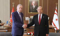 Erdoğan’dan KKTC’de Dikkat Çeken Mesaj: “Artık Barakada Değil, Devletin Şanına Yakışan Yerdeyiz”