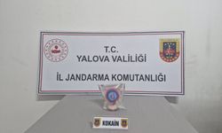 Çınarcık’ta taksiyle uyuşturucu taşıyan 2 kişi tutuklandı