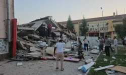 Balıkesir Sındırgı’da 6.1’lik Deprem: Yalova’dan Kurtarma Ekipleri Yola Çıktı