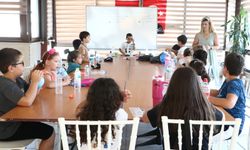 Çiftlikköylü Minikler Bilimle Tanıştı: Mikroskobik Yaşamı Keşfettiler