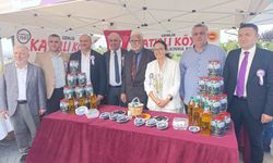 Çınarcık Belediye Başkanı Avni Kurt, Yalova Aronya ve Tıbbi Aromatik Bitkiler Festivali’ne Katıldı