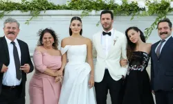 Hande Erçel ve Barış Arduç’un Boğaz’da Çekilen Düğün Sahnesi Sosyal Medyayı Salladı
