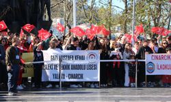 Çınarcık’ta 29 Ekim Cumhuriyet Bayramı Coşkusu: Meydanlarda Bayraklar, Kalplerde Cumhuriyet Sevgisi