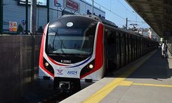 Üsküdar’daki Marmaray İstasyonunda İntihar Seferler Gecikmeli