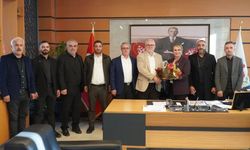 MÜSİAD Yalova Şube Yönetiminden Altınova Belediye Başkanı Yasemin Fazlaca’ya Nezaket Ziyareti