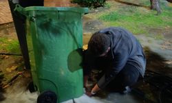 CEVDET AYDIN PARKI’NDAKİ SU ARIZASINA BELEDİYE EKİPLERİNDEN ANINDA MÜDAHALE