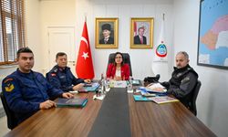 Yalova’da Asayiş ve Güvenlik Toplantısı Canlı Yayınlandı: Suç Oranlarında Düşüş, Denetimlerde Artış