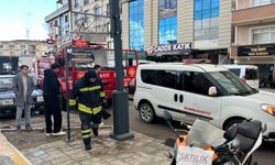 Altınova’da Boş Dairede Yangın: İtfaiye Alevleri Büyümeden Söndürdü