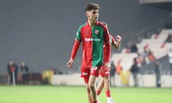 Adem Yeşilyurt’un Yeni Takımı Resmen Açıklandı: Fenerbahçe’ye Transfer Oldu!