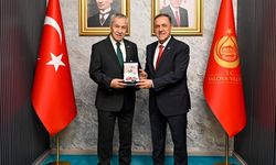 Bülent Arınç’tan Vali Usta’ya Nezaket Ziyareti