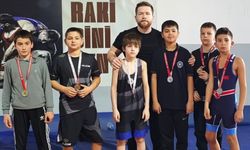 Yalova Belediyesporlu Güreşçiler Grup Müsabakalarına Yükseldi