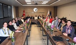 Yalova Belediye Başkanı Mehmet Gürel, Kadın Girişimcilerle Bir Araya Geldi