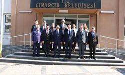 Yalova Valisi Dr. Ahmet Hamdi Usta’dan Çınarcık Belediyesi’ne Ziyaret