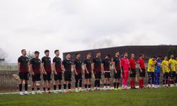 Yalova FK Evinde Küçükçekmece Sinopspor ile Yenişemedi: 0-0