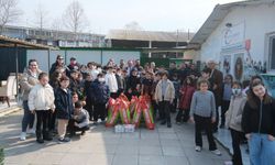 Çiftlikköy’de Geri Dönüşümle Can Dostlara Destek: Öğrencilerden 740 Kiloluk Mama Bağışı