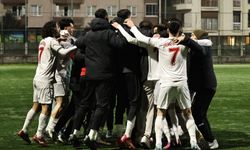 Yalova Süper Amatör Lig’de Şampiyon Çiftlikköy Belediyespor Oldu