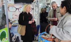 İYİ Parti Yalova Teşkilatı’ndan Cumhuriyet Caddesi’nde Bayram Ziyareti