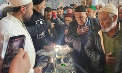 Yalova Gülkent Camii cemaatine Kadir Gecesi sürprizi