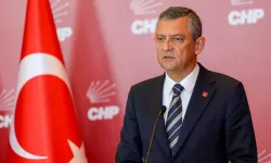 Özgür Özel’den Okul Saldırıları Sonrası Açıklama: “Okul Güvenliği Türkiye’nin En Acil Gündemidir”