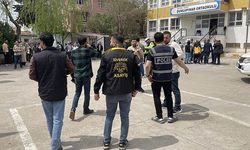 Siverek’te Okulda Müdür Yardımcısına Bıçaklı Saldırı Girişimi: Polis Son Anda Engelledi