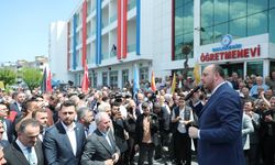 Ahmet Büyükgümüş’ten CHP Kurultay Tartışmalarına Sert Tepki: “Herkes Haddini Bilsin”